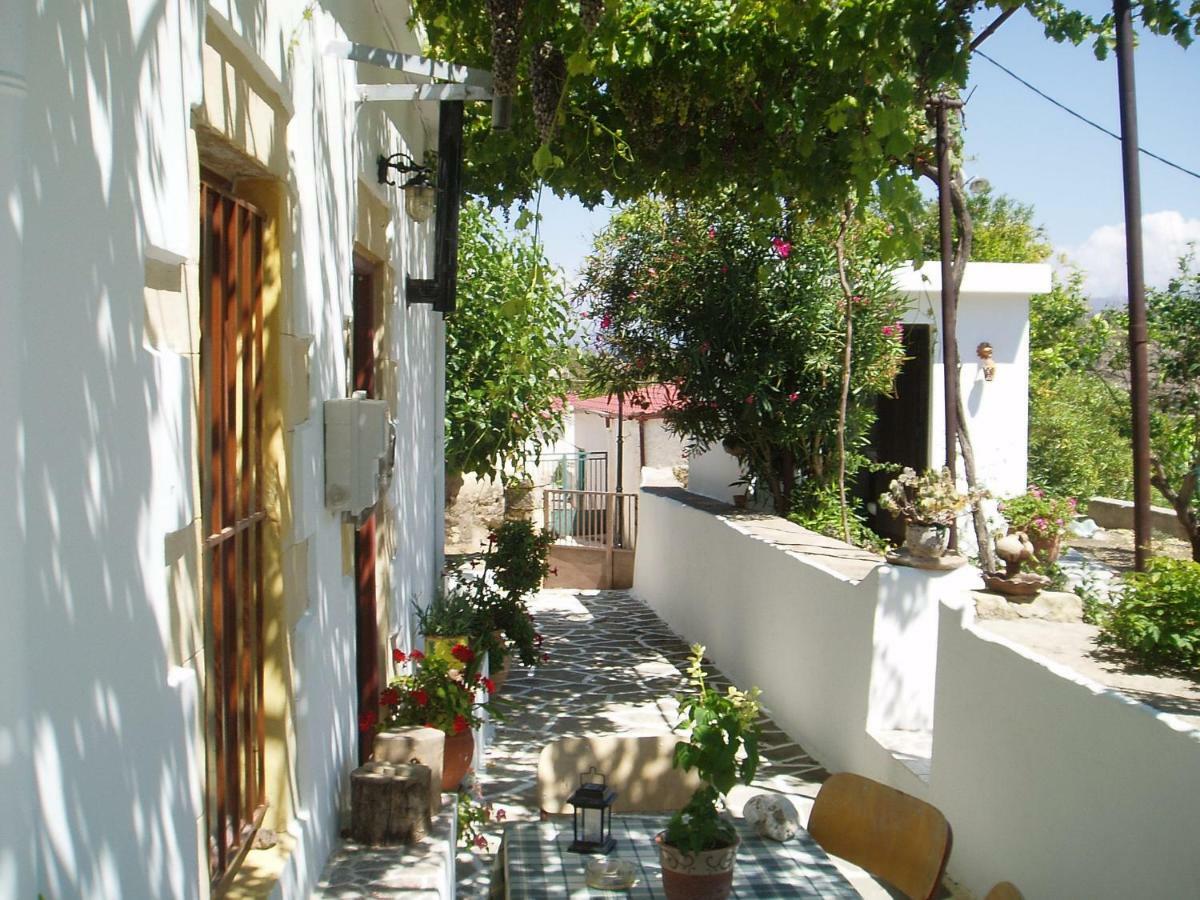 Apartamento Ostria'S House Kíssamos Exterior foto